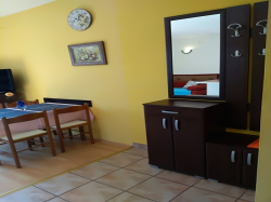 Apartamenty Boris Jezera (Wyspa Murter)