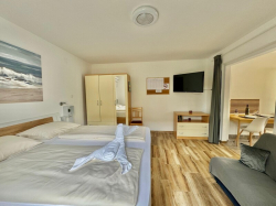 Apartments Dijana Krk (Island Krk)
